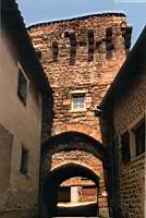 Usson en Forez - Porte de l'ancien chateau